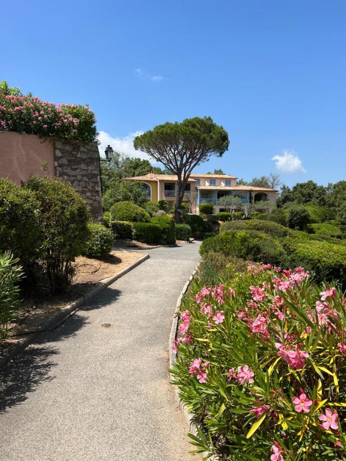 Azur Appartement 格里莫 外观 照片