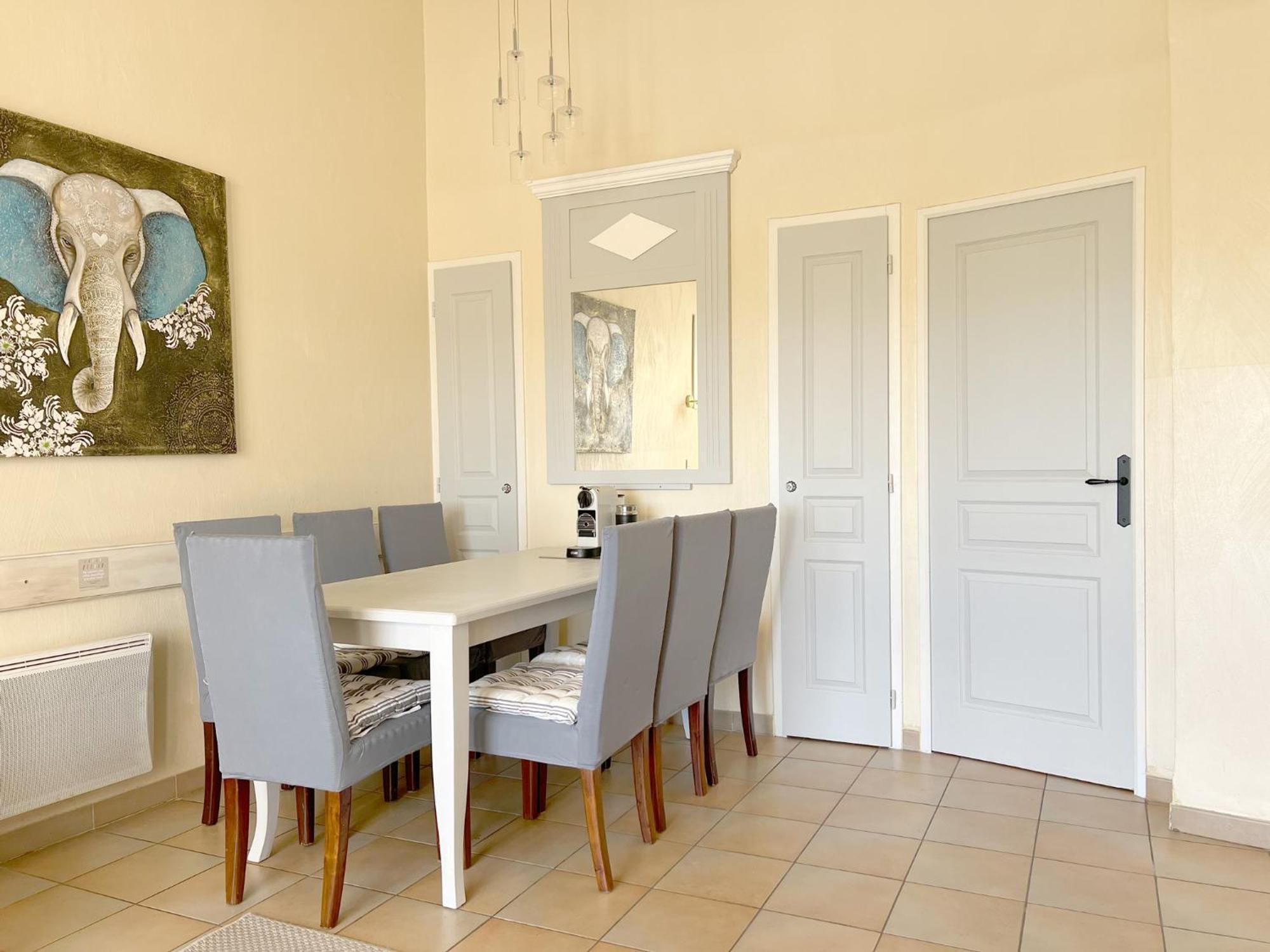 Azur Appartement 格里莫 外观 照片