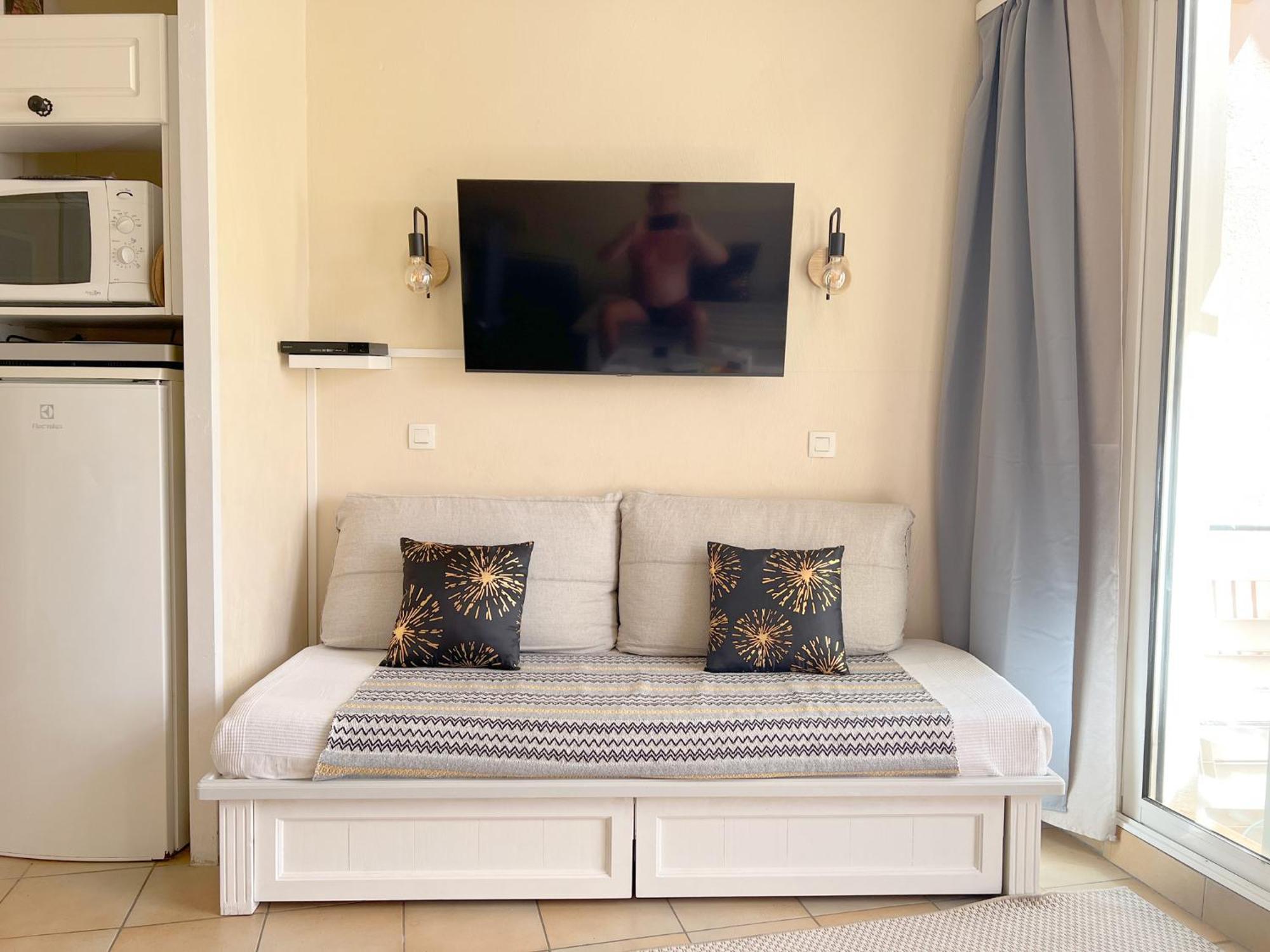 Azur Appartement 格里莫 外观 照片
