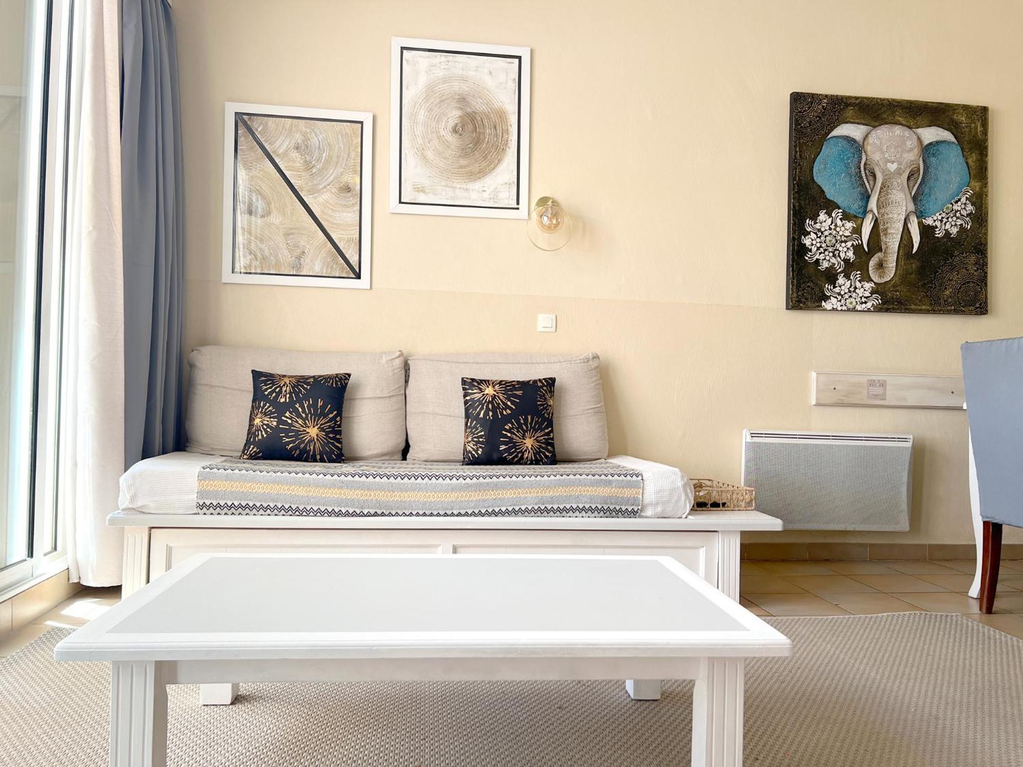 Azur Appartement 格里莫 外观 照片